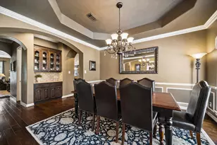 8827 Aubrey Ln, Richmond, TX 77469 - Photo 5