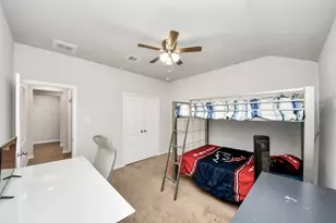 19126 Hidden Arbor Dr, Manvel, TX 77578 - Photo 9