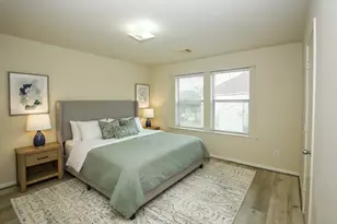 13034 Stratford Skies Ln, Houston, TX 77072 - Photo 5