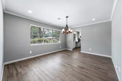 6030 Warm Springs Road, Houston, TX 77035 - Photo 9