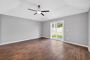 3238 E Rangecrest Pl, Sugar Land, TX 77479 - Photo 27