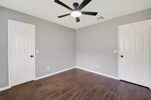 3238 E Rangecrest Pl, Sugar Land, TX 77479 - Photo 23