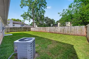 3238 E Rangecrest Pl, Sugar Land, TX 77479 - Photo 31