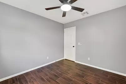 3238 E Rangecrest Place, Sugar Land, TX 77479 - Photo 17