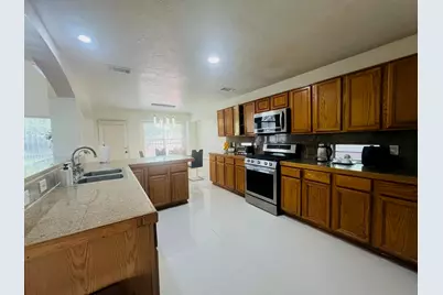 14802 Mission Hills Drive, Houston, TX 77083 - Photo 5