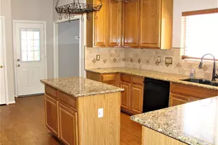 319 S Cheddington Dr, Katy, TX 77450 - Photo 15