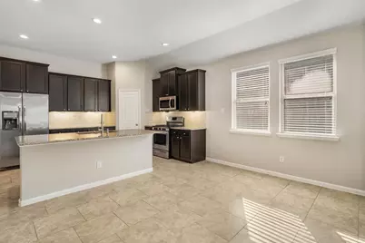 2722 Kaman Lane, Pearland, TX 77581 - Photo 7