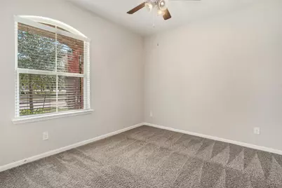 2722 Kaman Lane, Pearland, TX 77581 - Photo 3