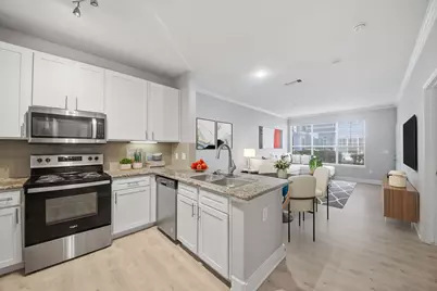 10575 Westpark Drive #438, Houston, TX 77042 - Photo 5