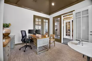 10575 Westpark Dr, Houston, TX 77042 - Photo 21