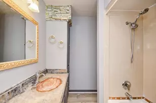 7459 Brompton St, Houston, TX 77025 - Photo 17