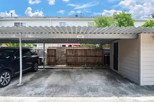 7459 Brompton St, Houston, TX 77025 - Photo 21