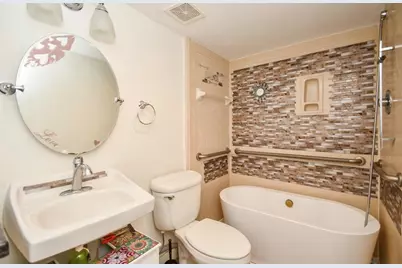 7459 Brompton Street #7459, Houston, TX 77025 - Photo 9