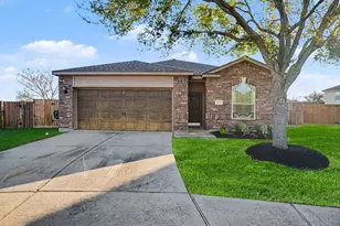 805 Seadrift Ct, La Marque, TX 77568 - Photo 1