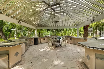 205 Grogans Point Road, The Woodlands, TX 77380 - Photo 43