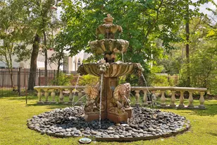 205 Grogans Point Rd, The Woodlands, TX 77380 - Photo 37