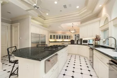 205 Grogans Point Road, The Woodlands, TX 77380 - Photo 29
