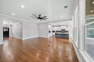 7938 Turquoise Ln, Houston, TX 77055 - Photo 19
