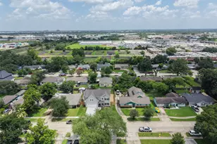 7938 Turquoise Ln, Houston, TX 77055 - Photo 39