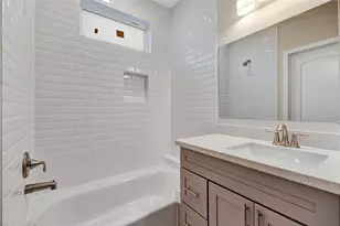 21 Latham St, Houston, TX 77011 - Photo 5