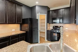 11527 Champions Green Dr, Houston, TX 77066 - Photo 9