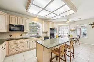 2202 Castle Bay Dr, League City, TX 77573 - Photo 23