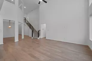 10911 Maple Mist Dr, Missouri City, TX 77459 - Photo 9