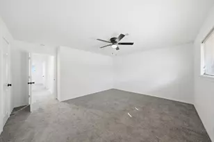 7230 Bayou Forest Dr, Houston, TX 77088 - Photo 25