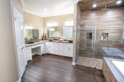 9025 Water Buck Ln, Conroe, TX 77303 - Photo 19