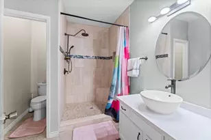 17557 Red Oak Dr Dr, Houston, TX 77090 - Photo 3