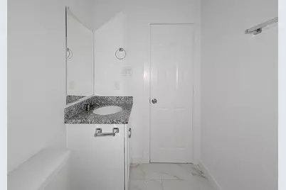 8122 Sterlingshire Street #A, Houston, TX 77078 - Photo 21