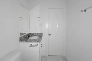 8122 Sterlingshire St, Houston, TX 77078 - Photo 21
