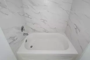 8122 Sterlingshire St, Houston, TX 77078 - Photo 19