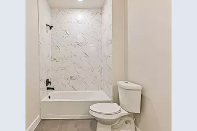 407 Green Meadows Drive, West Columbia, TX 77486 - Photo 33