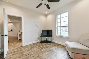 407 Green Meadows Dr, West Columbia, TX 77486 - Photo 29