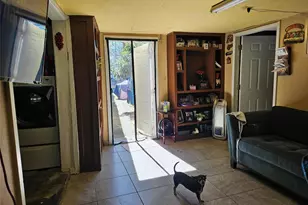 121 Norview Dr, Houston, TX 77022 - Photo 11