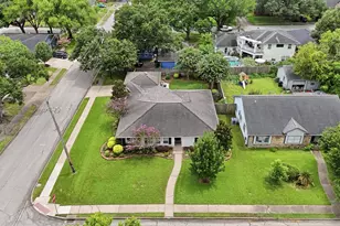 4701 Hummingbird St, Houston, TX 77035 - Photo 25