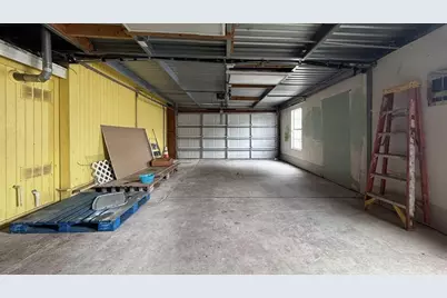 7975 Booker Street, Houston, TX 77028 - Photo 3