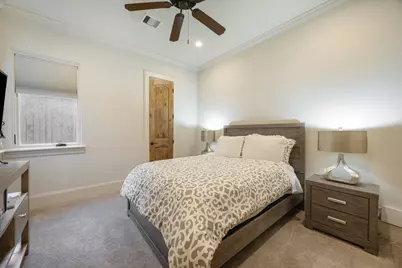 5207 Calle Montilla Place, Houston, TX 77007 - Photo 39