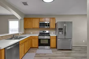 2219 Cold River Dr, Humble, TX 77396 - Photo 9