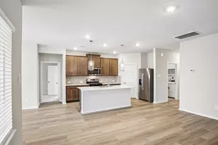 5232 Redbud Vly Dr, Pearland, TX 77584 - Photo 3