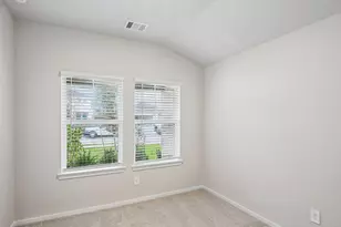 5232 Redbud Vly Dr, Pearland, TX 77584 - Photo 11