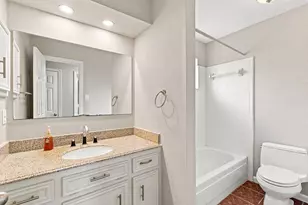 15706 Cavendish Dr, Houston, TX 77059 - Photo 37