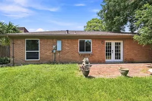 15706 Cavendish Dr, Houston, TX 77059 - Photo 45
