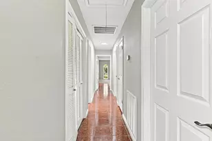 15706 Cavendish Dr, Houston, TX 77059 - Photo 29