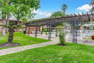 7600 Burgoyne Rd, Houston, TX 77063 - Photo 29