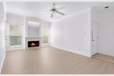 10047 Westpark Drive #77, Houston, TX 77042 - Photo 9