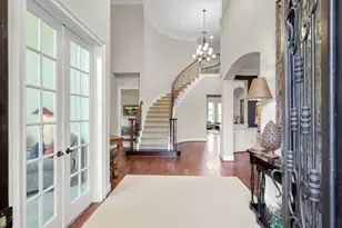 11 Rosy Finch Pl, The Woodlands, TX 77389 - Photo 7