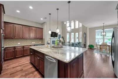 11 Rosy Finch Place, The Woodlands, TX 77389 - Photo 17