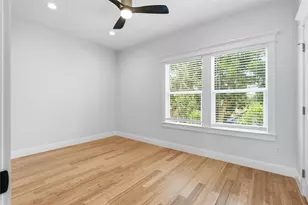 1207 32nd St, Galveston, TX 77550 - Photo 13